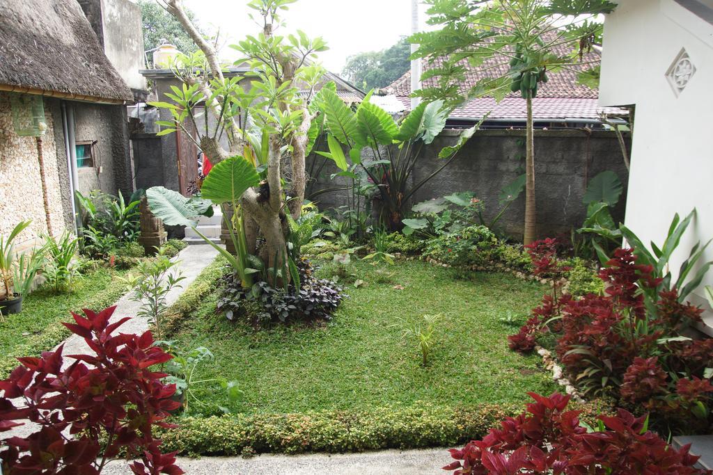 Soka Homestay Ubud Buitenkant foto